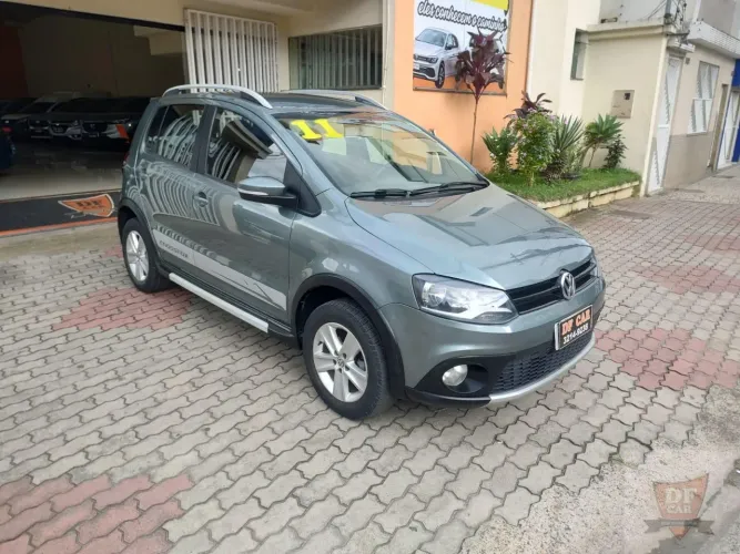 Volkswagen Crossfox 1.6 T. Flex 16V 5P 2011