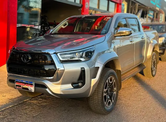 Toyota Hilux CD SRX 4X4 2.8 TDI 16V Diesel Aut. 2024