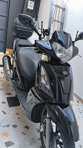 Scooter Kymco People GTI 300 ñ Citycom Xmax Nmax ADV XADV BMW Dafra PCX 150 250 350 400