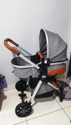 Vende-se Carrinho de bebê