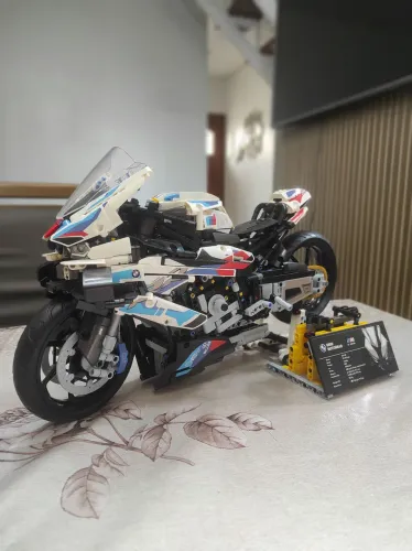 Moto BMW M1000 Rr Motorrad 1920 Peças JA MONTADA