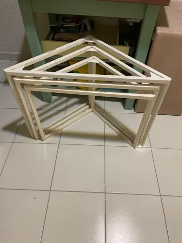 Mesa de centro de ferro e vidro