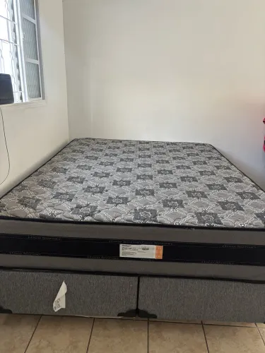Cama Queen Size