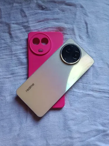 Vendo celular realme 11 5g  256 GB