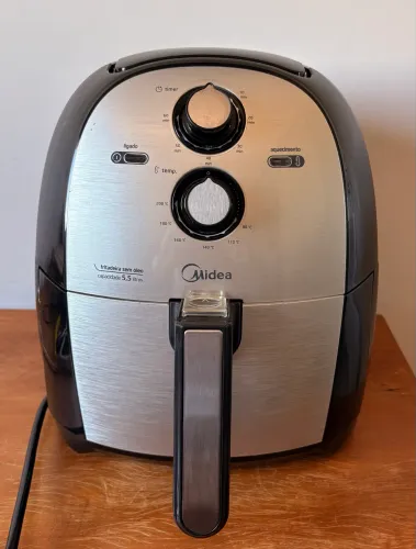 Fritadeira Elétrica Air Fryer Midea Family 5,5L - Prata/Inox (110V/127V)