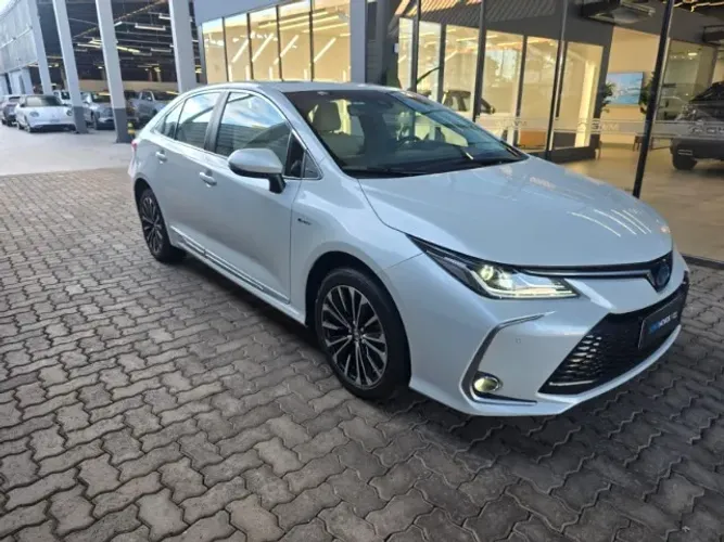 Toyota Corolla Altis Prem. Hybrid 1.8 Flex AUT 2025