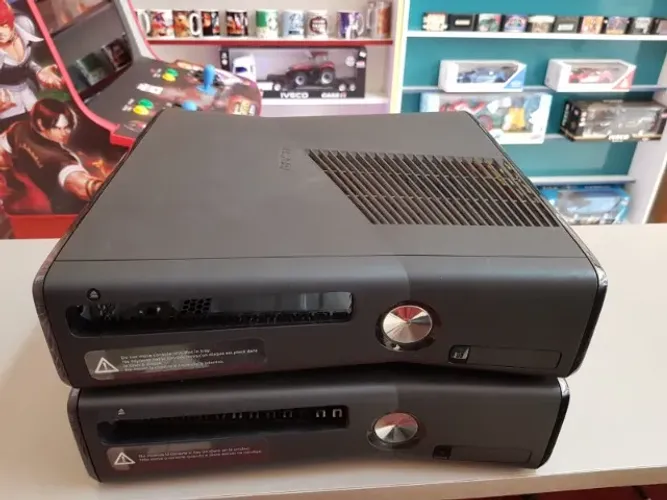 CARCAÇA XBOX 360 SLIM USADA BOM ESTADO