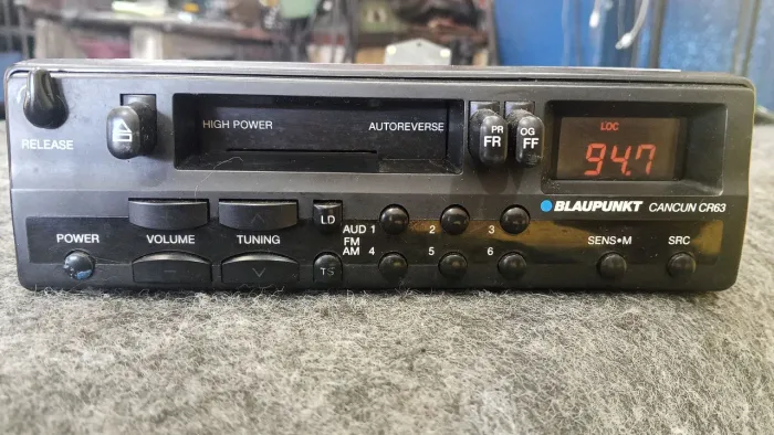 Toca fitas Blaupunkt Cancún 