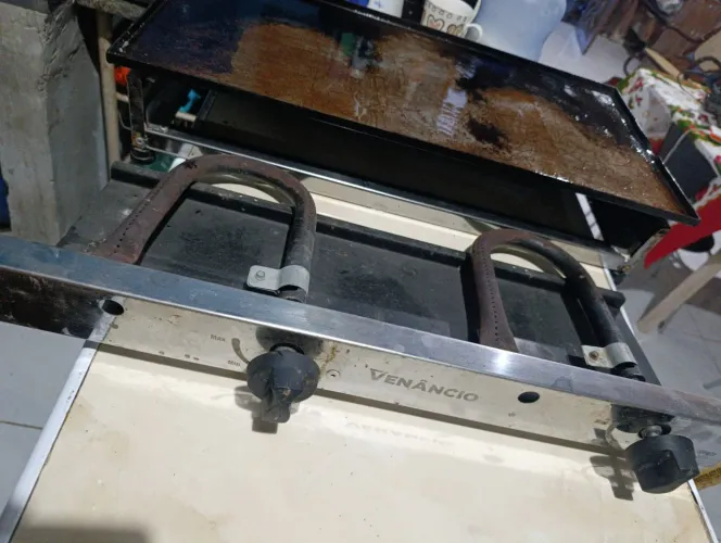 Vende-se chapa com dois acendedor 