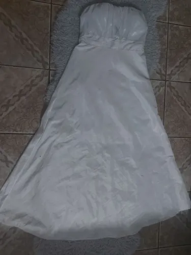 Lindo vestido de nova
