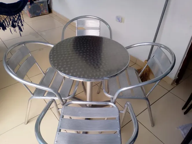 Mesa de alumínio de terraço