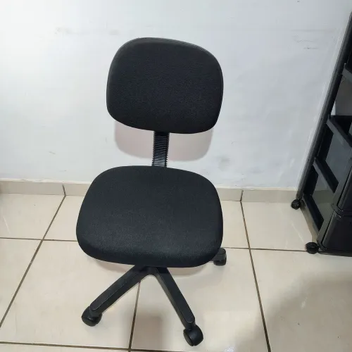 Vendo Cadeira de Escritório SOMENTE para Retirar Peças