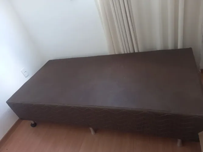 vendo box solteiro