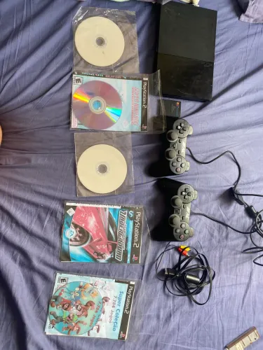 PlayStation 2 + 2 Controles + Memory Card + Jogos - Para Reparo