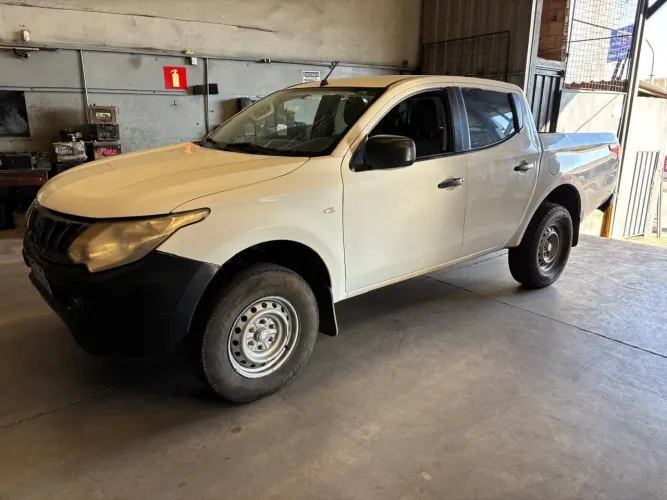 Mitsubishi L200 Triton Sport GLS 2.4 CD Diesel Aut. 2022