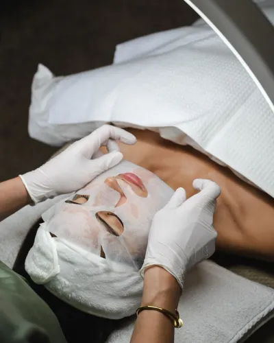 VAGA ESTETICISTA BH