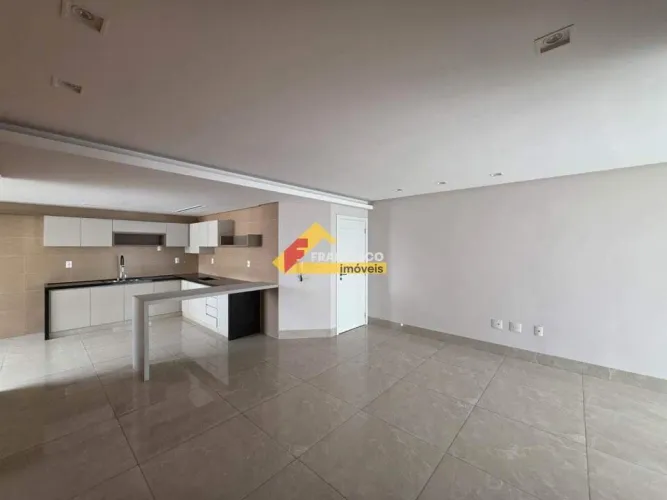 Apartamento à venda, 3 quartos, 1 suíte, 2 vagas, Centro - Divinópolis/MG