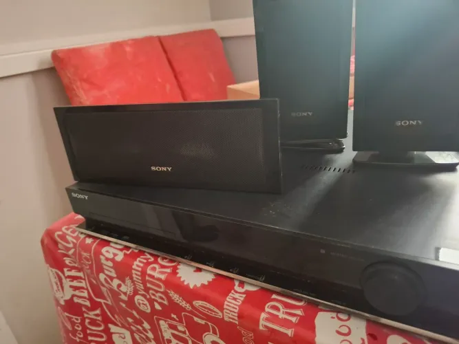 Aparelho Home Theater Sony Hbd-tz210 Full Hd 1080 600w Rms