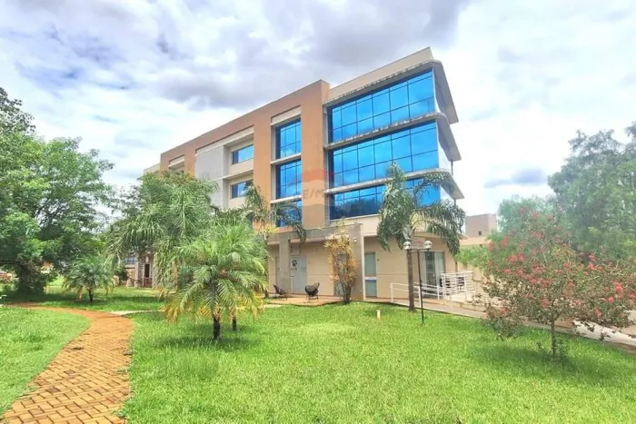 Sala comercial com 38m², localizada no Jardim Nova Aliança Sul, Ribeirão Preto, para venda