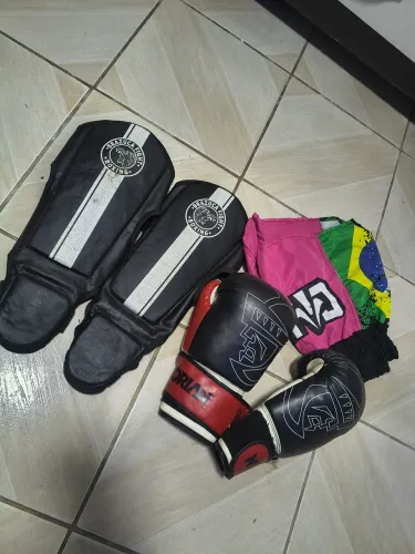 Vendo kit pra luta