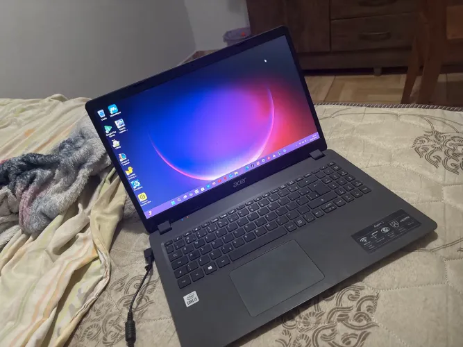 Vendo notebook Aspire-56 , mais informações no vó