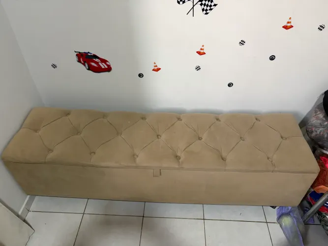 Vendo baú p cama queen 