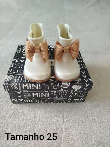 Mini melissa