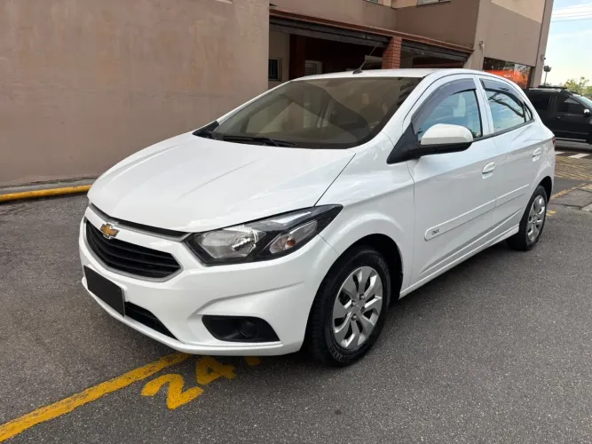 Chevrolet Onix Hatch LT 1.0 8V Flex Mec. 4P 2017