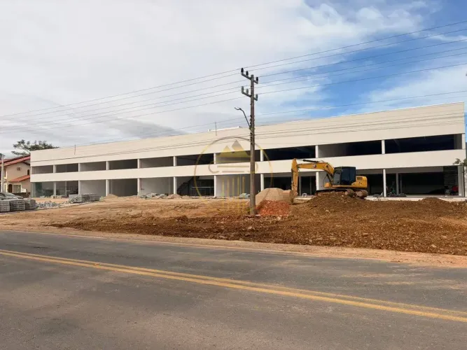 Salas Comerciais para alugar Novas no Centro de Canelinha Até 500 m² por Unidade