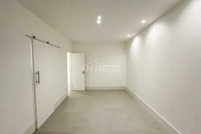 Apartamento - / Residencial / Flamengo