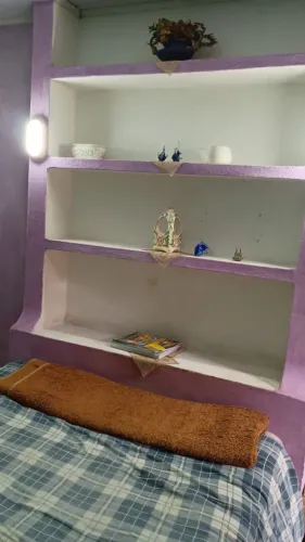 Alugo Kitinetes para homens e rapazes solteiros
