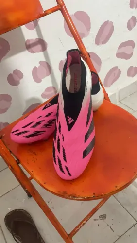 Chuteira Adidas Predator Elite FG Campo