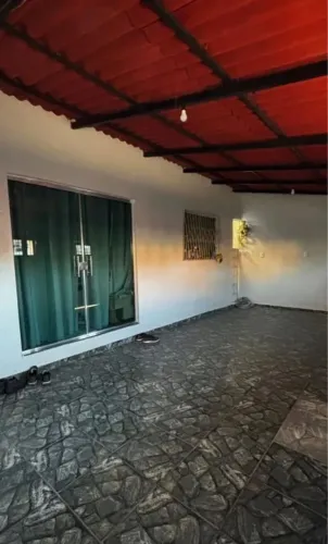 Vendo ou troco casa no Jorge Teixeira
