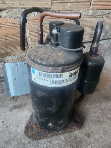 Compressor split 9000 btus