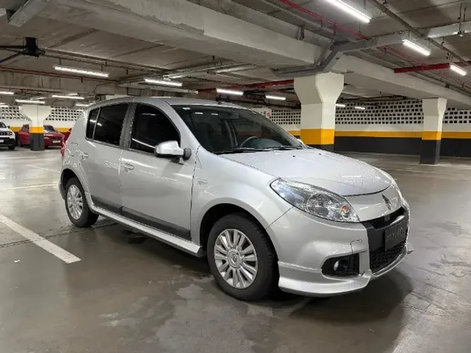 Renault Sandero Privilège Hi-flex 1.6 16V 5P AUT 2012