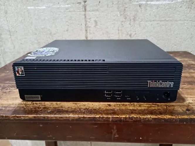 Desktop Lenovo ThinkCentre M75s Gen 2 AMD RYZEN 3 PRO