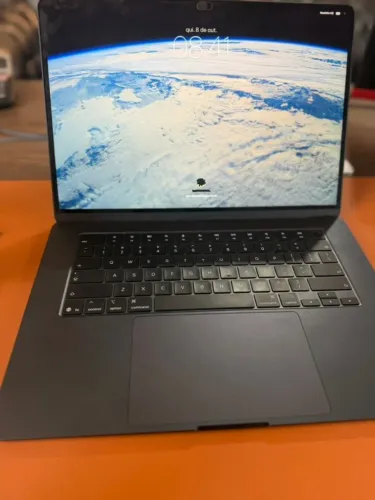 MacBook Air M5 