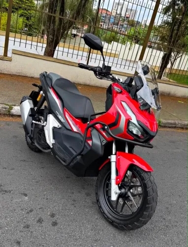 ADV COMPLETA, SEMI NOVA, ÚNICO DONO