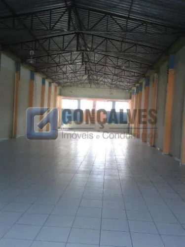 Área Industrial à Venda em Nova Petrópolis, São Bernardo do Campo 539 m² Interna, 460 m²