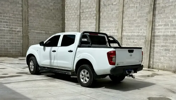 Nissan Frontier S CD 4X4 2.3 TB Diesel Mec. 2021