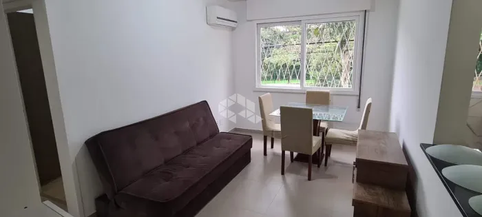 Apartamento reformado perto da PUCRS