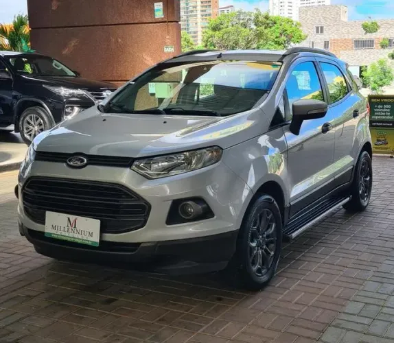 Ford Ecosport Freestyle 1.6 16V Flex 5P 2013
