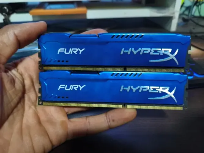 Memória RAM Kingston Fury DDR3 1600mhz 2x8gb = 16GB