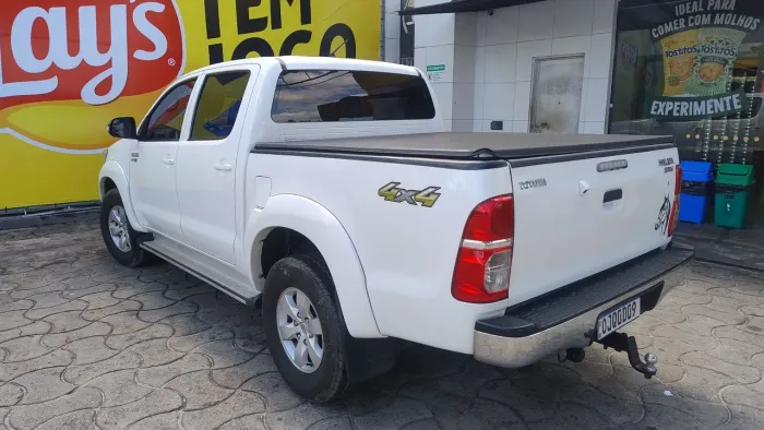 Toyota Hilux CD SRV 4X4 2.7 Flex 16V Aut. 2014