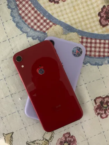 IPHONE XR 128G RED ?