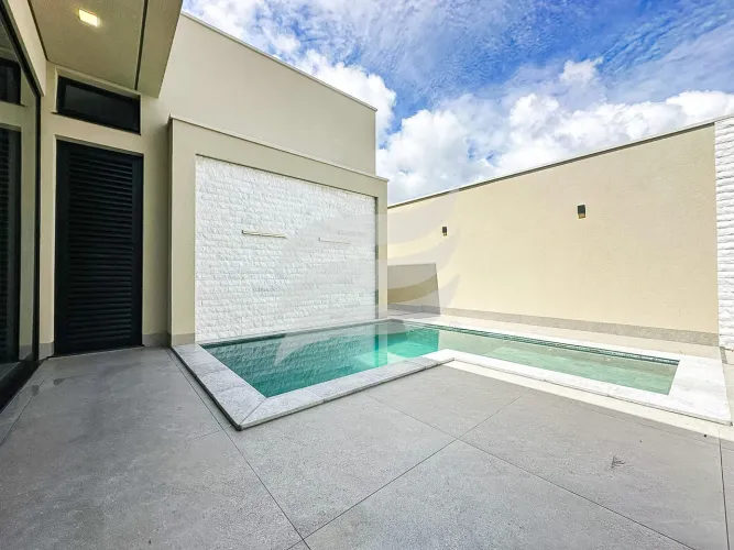 Condomínio Quinta do Ipê - Casa 3 suítes e com piscina à venda no Condomínio Quinta do Ipê