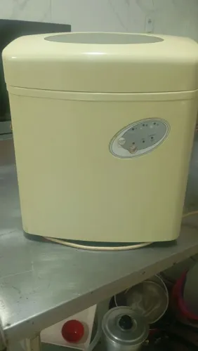 Máquina de fazer gelo