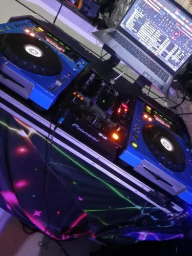 Cdj 850.+ Mixer djm 400 leia o anúncio
