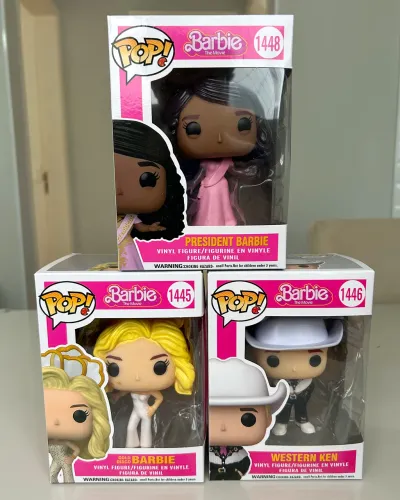 Funkos Pop Barbie R$40 cada