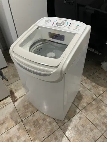Vendo máquina de lavar Electrolux 8kg 110 vts funcionando perfeitamente